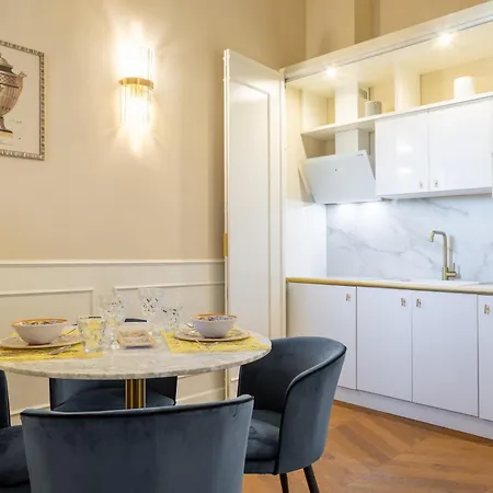 Calzaiuoli Gold Private House With Terrace Apartment Florence