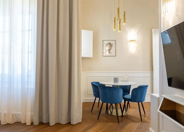 Daire Calzaiuoli Gold Private House With Terrace *